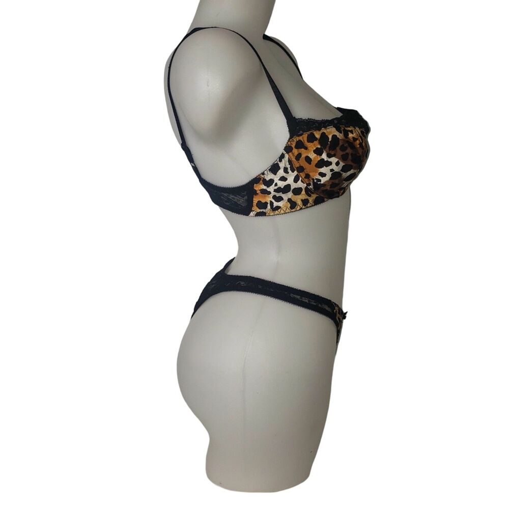 Vintage 90s Adrianna Papell Silk Leopard Underwire Bra and Thong Set Size 34C M - Picture 3 of 10